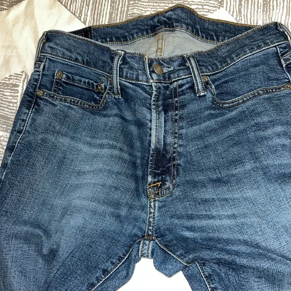 Abercrombie & Fitch 32x34 super skinny jeans medium wash - Picture 2 of 8